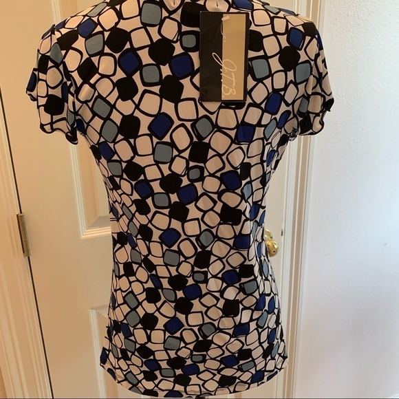 J.T.B. geometric pattern print short sleeve scoop neck top - Picture 7 of 11
